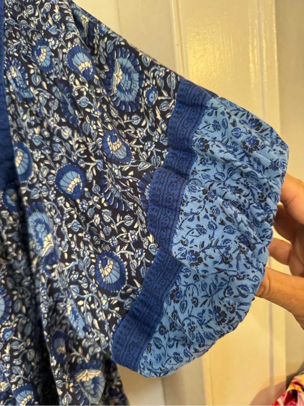 Old Navy 3X Blue Mixed Floral Peasant Blouse Split Neck Tassel Boho Plus